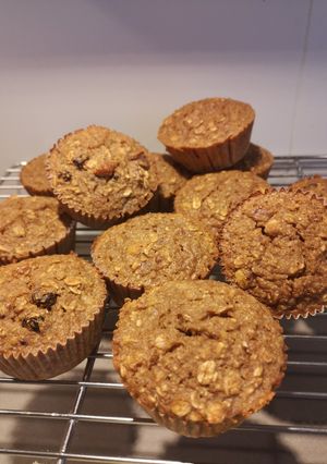 A picture of Nuts and raisins muffin.
