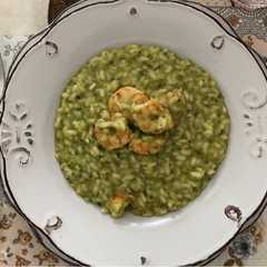 Foto di Risotto con Crema di Zucchine e Gamberi in Pentola a Pressione