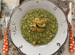 Foto di Risotto con Crema di Zucchine e Gamberi in Pentola a Pressione