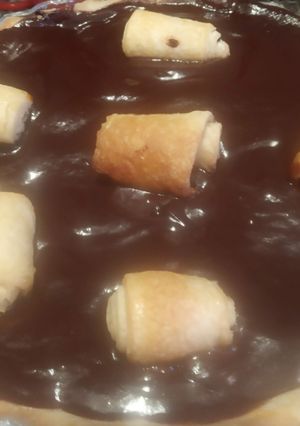 Foto principal de Tarta de hojaldre con crema pastelera y chocolate Exprés