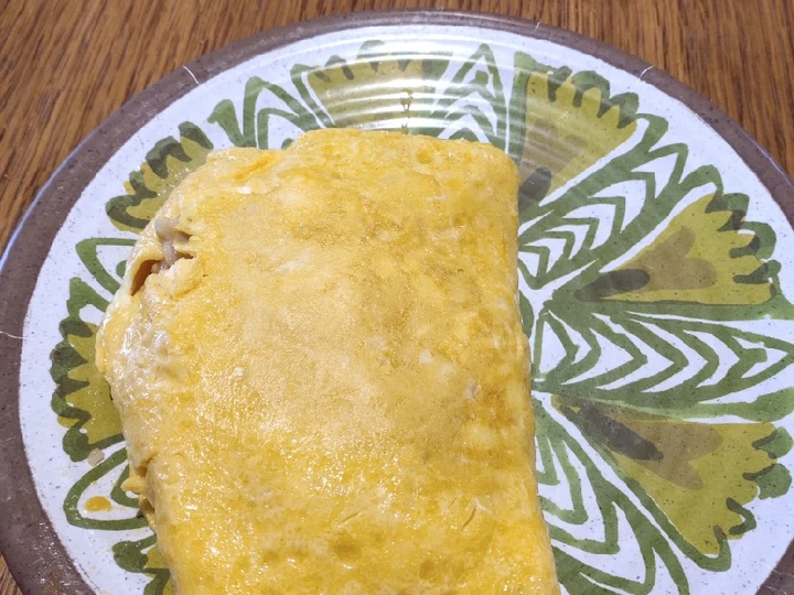 Easy Ways Prepare Recipes Fried Rice covered with Egg the Delicious Delicious.