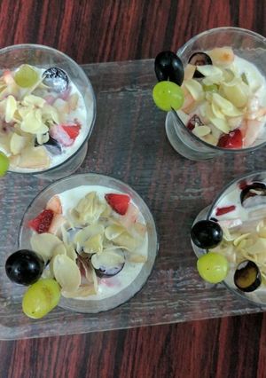 A picture of Mixed fruit dessert.