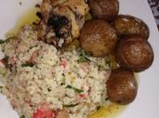 Una foto de couscous dulce