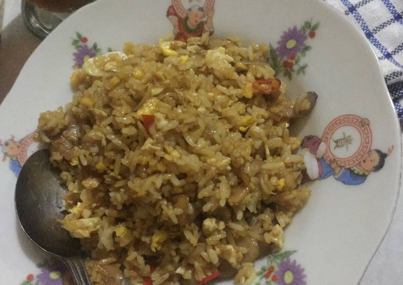 Nasi Goreng Sosis Bumbu Iris