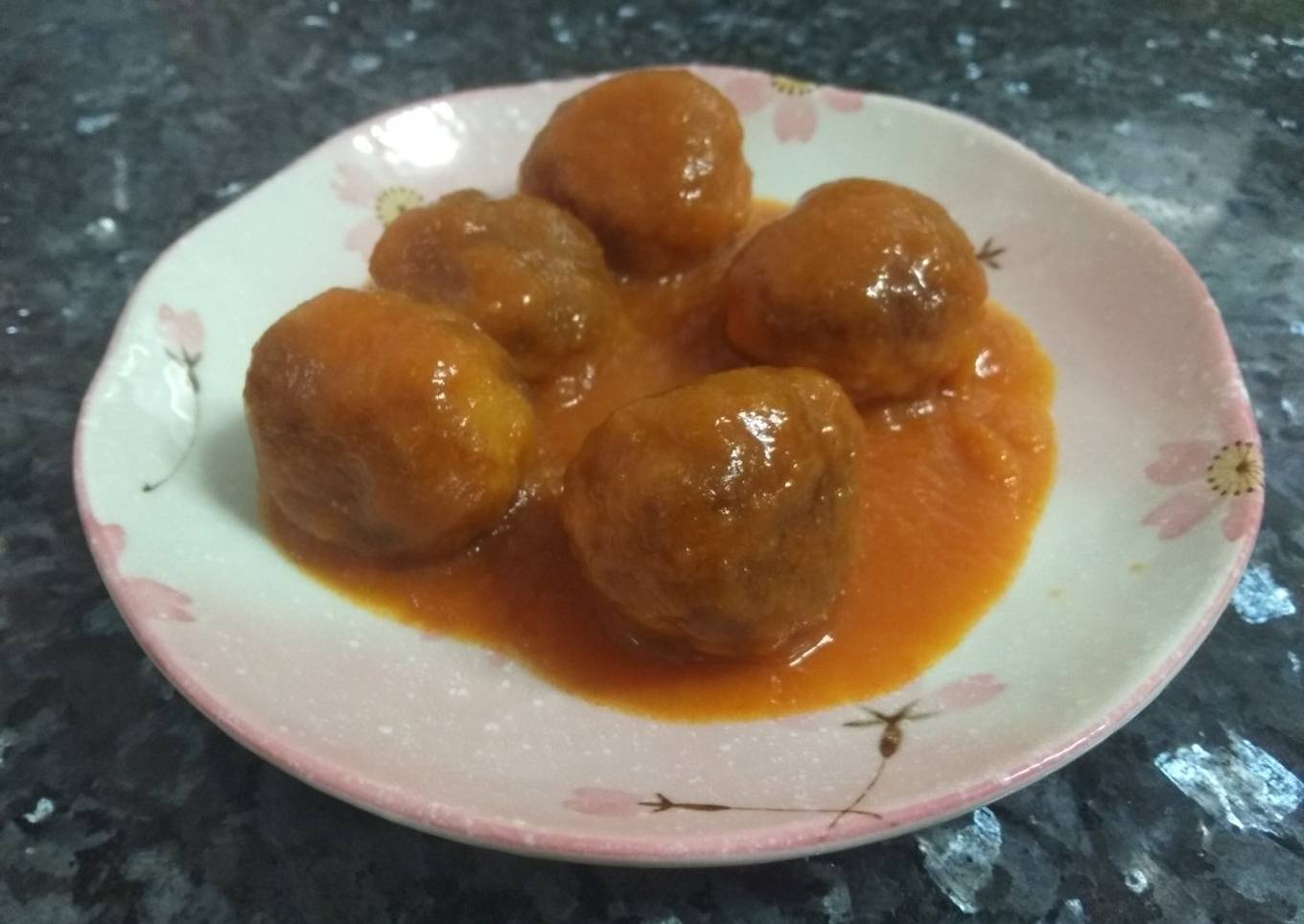 Albóndigas en salsa de verduras