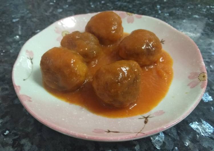 Albóndigas en salsa de verduras