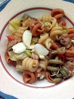 Una foto de Ensalada de Trottole tricolor
