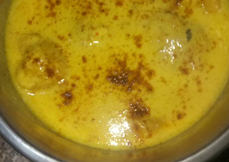 Punjabi kadhi