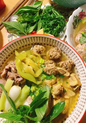 Hình của món Bún dọc mùng.