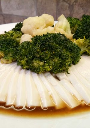 A picture of Thousand Layered Beancurd.
