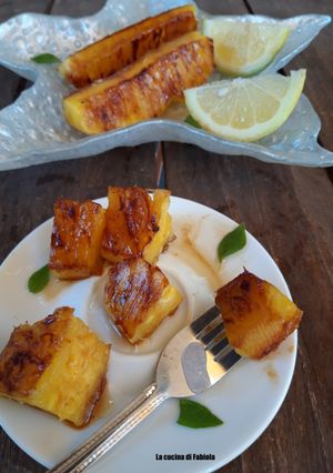 Foto di Ananas grigliato con glassa al limone