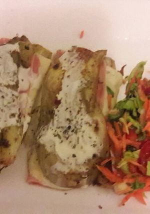 Una foto de Berenjena rellena con jamón y queso ; receta de mi abuela adapta