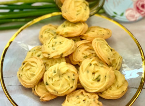 A picture of Spring Onion Butter Cookies (Salty Cookies).