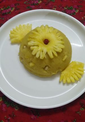 A picture of Pineapple suji halwa.