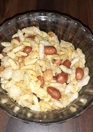A picture of Poha Murmura Namkeen.