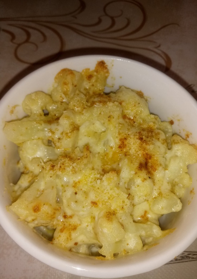 Una foto de Coliflor en salsa de queso gratinada