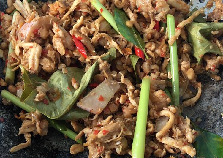 Ayam suir tempe geprek