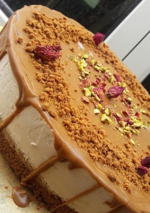 صورة لوصفة كيكة اللوتس الرهيبة 😌🍰