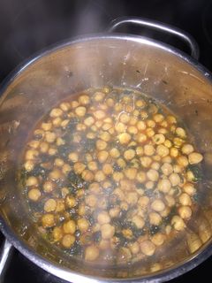 Una foto de Garbanzos con espinacas