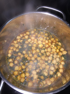 Una foto de Garbanzos con espinacas