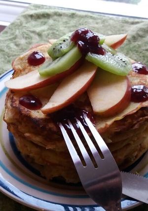 Una foto de Hotcakes de manzana-plátano