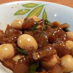 A picture of Kikil Cabe Ijo Telur Puyuh.