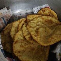 A picture of Aloo puri.