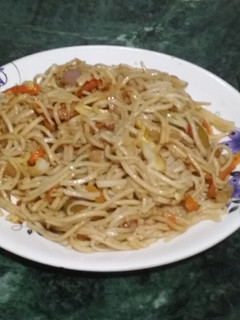 वेज नूडल्स (Veg noodles recipe in Hindi) रेसिपी मुख्य फोटो