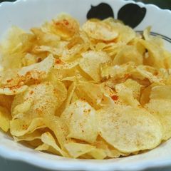 Homemade Hot and Crunchy Potato Chips A picture of Homemade Hot and Crunchy Potato Chips.
