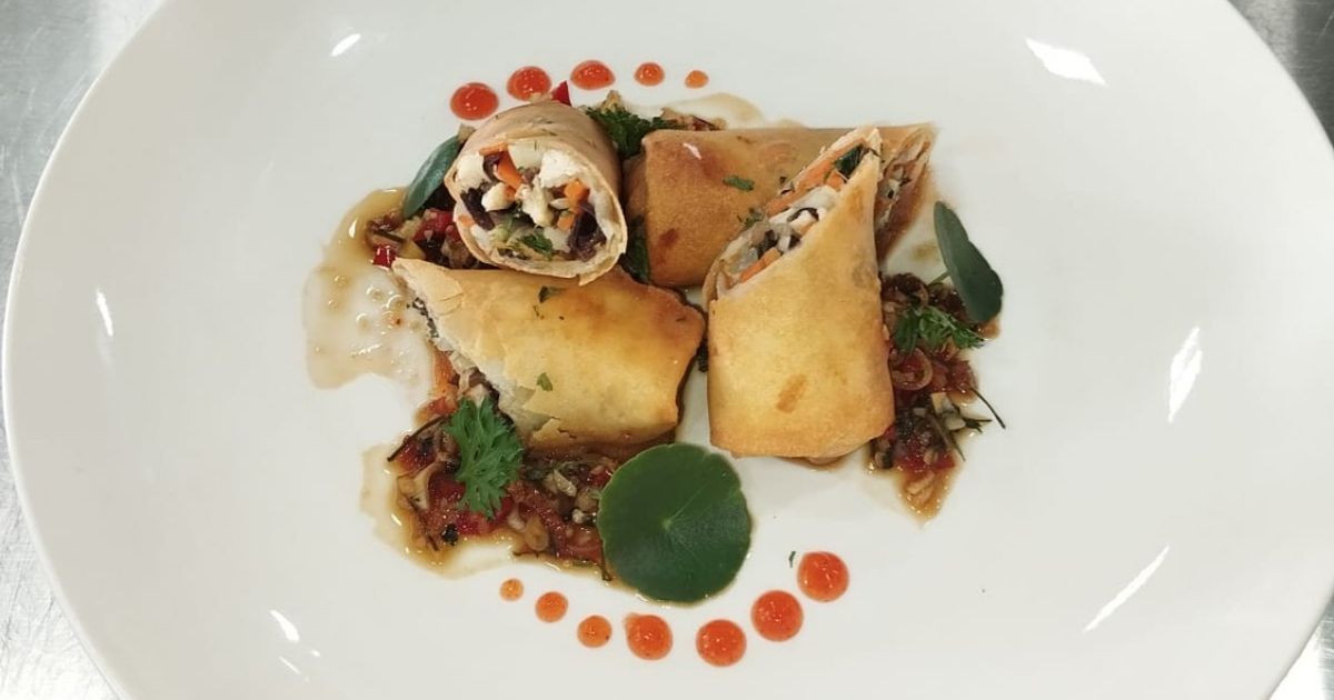 Spring Roll & Alathai saus