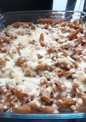 Una foto de Macarrones integrales con cardo