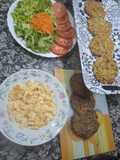Hamburguesas de atún con zucchini y zanahoria