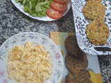 Hamburguesas de atún con zucchini y zanahoria