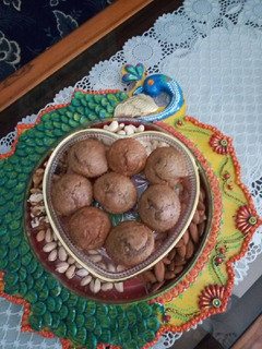 बनाना मफिन्स (Banana muffins recipe in hindi) रेसिपी मुख्य फोटो