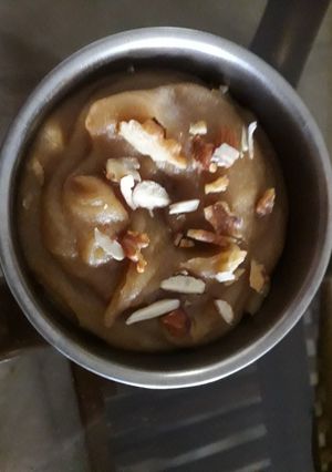 A picture of Besan or wheat flour ka halwa.