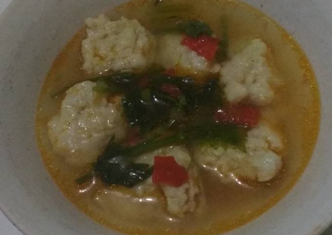 Siomay ayam kuah sambel goang