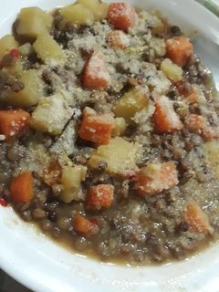 Una foto de Guiso de lenteja vegetariano!