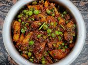 A picture of dry aloo matar