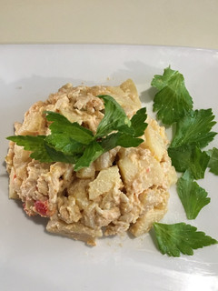 Una foto de Ensalada de papas con Pollo Salteado