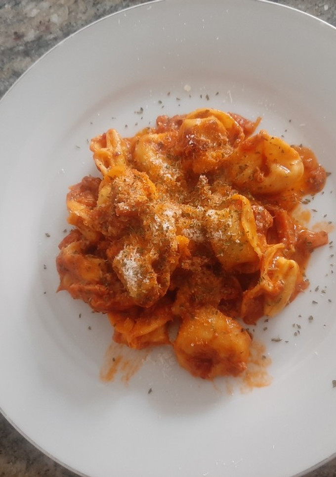Una foto de Pasta con salsa patri