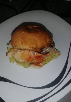 A picture of Cheese burger 🍔.