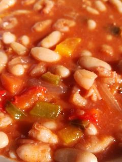 Una foto de Alubias con tomate