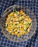 Insalata misto di cereali con pollo