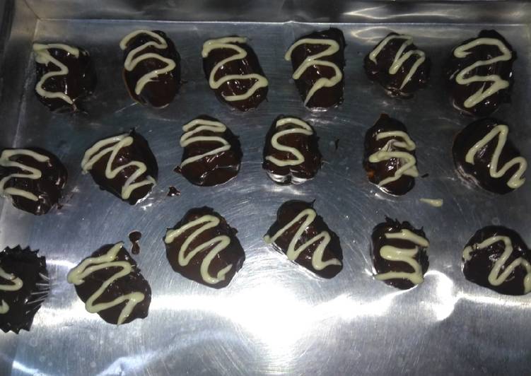 Resep Kurma Keju Coklat  oleh Tia D Ratri Cookpad