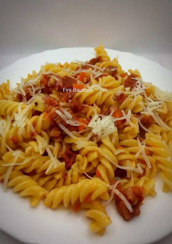 Una foto de Hélices con chorizo y jamón (pasta)