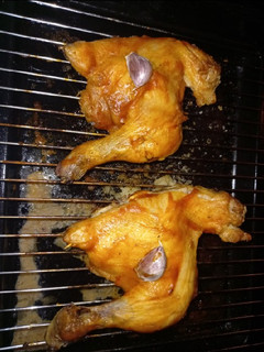 Una foto de Pata y muslo de pollo al horno, con un toque personal