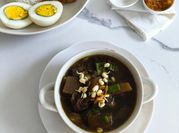 Gambar rawon daging