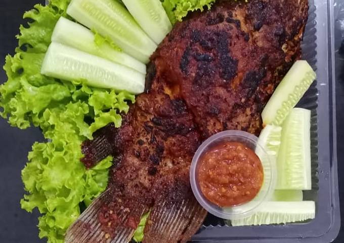 Resep Ikan Gurami Bakar (bumbu merah) Anti Gagal