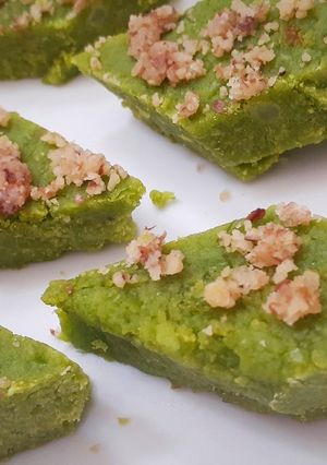 A picture of GreenPea Barfi.