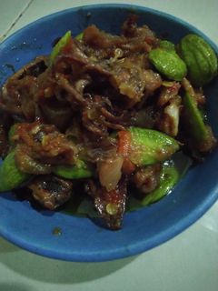 Foto resep Sambal Cumi Pete